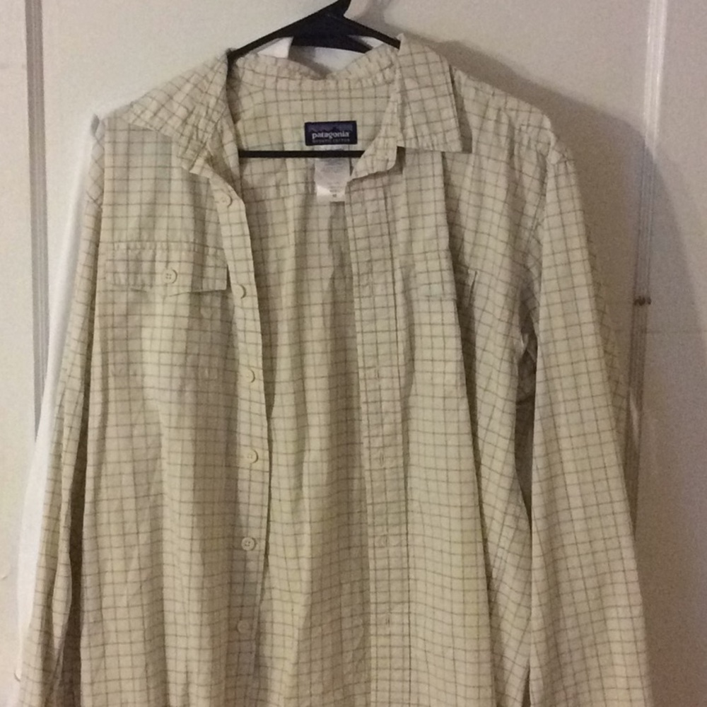Patagonia men’s shirt